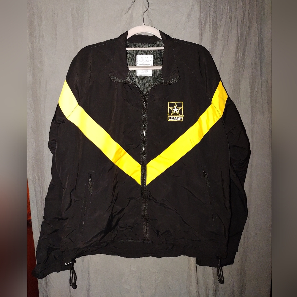 U.S. Army Black and Yellow‎ Me
